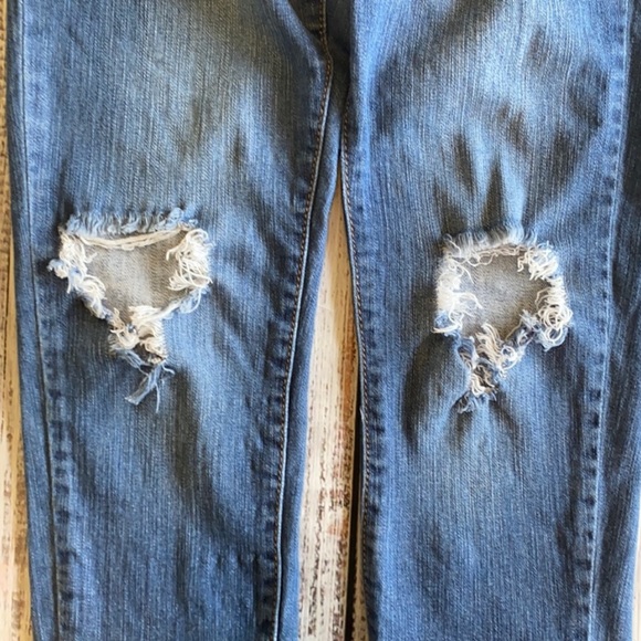Machine Low Rise Distressed Skinny Jeans - Picture 5 of 9
